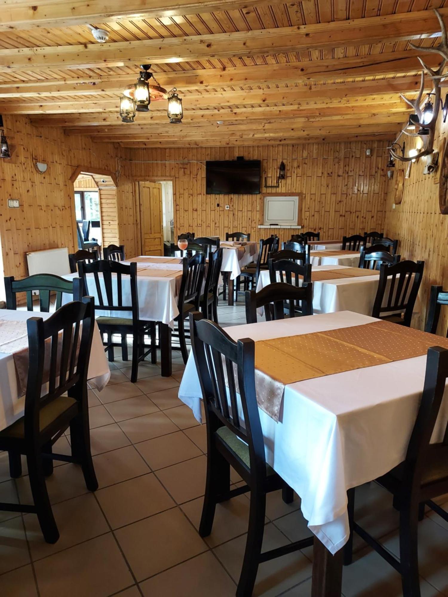 Pensiunea La Taverna Trăisteni Extérieur photo