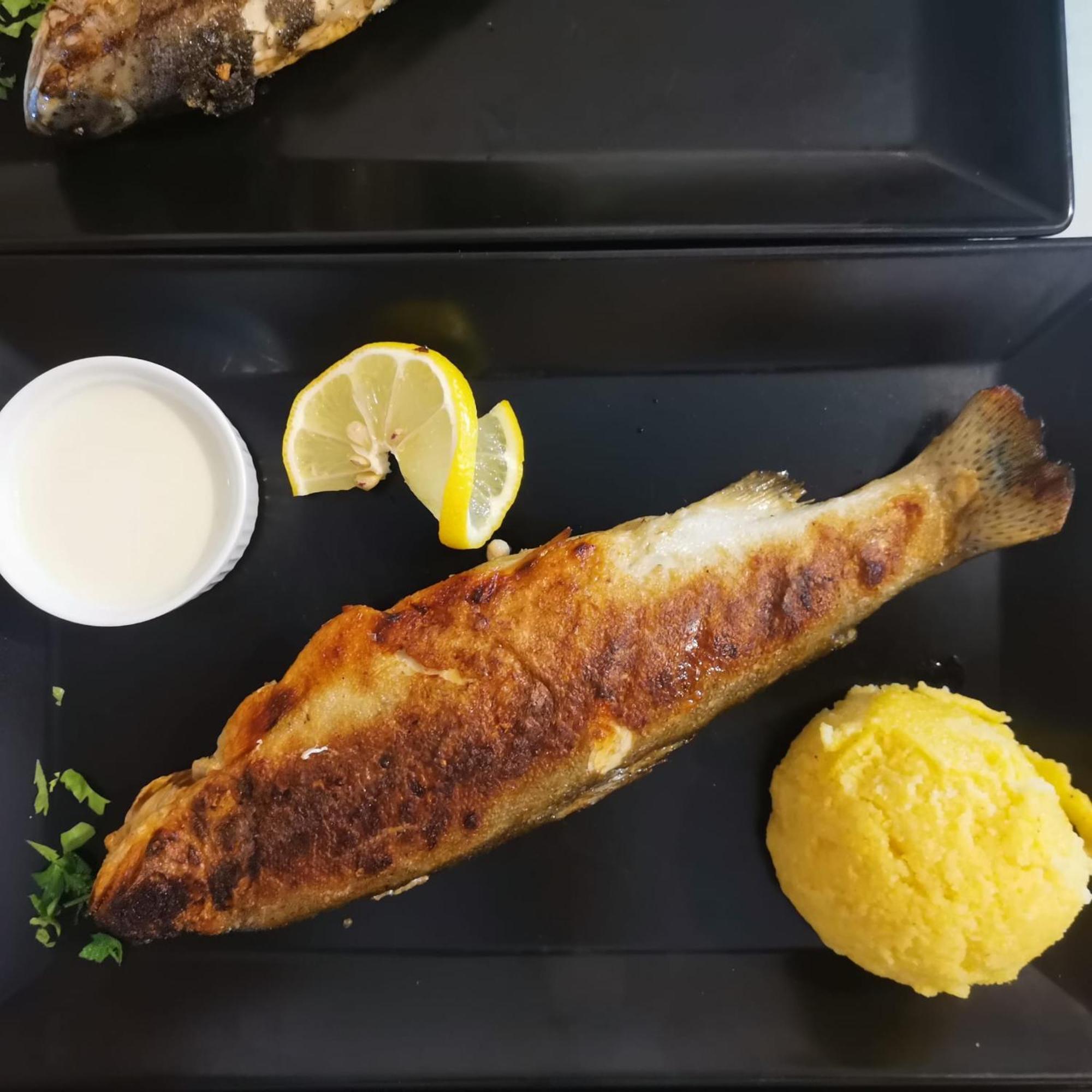 Pensiunea La Taverna Trăisteni Extérieur photo